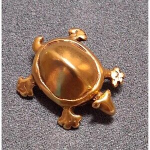 Vintage MMA Turtle Brooch Gold 1982